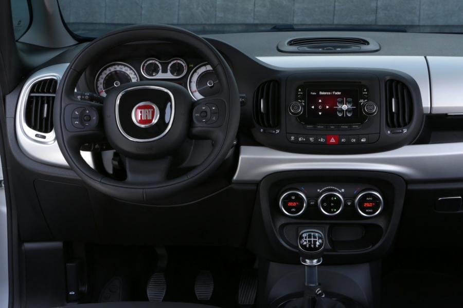  Fiat 500L Beats Edition 2014 года  (фото 42 из 86)